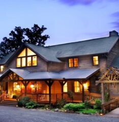 Bent Creek Lodge, The Asheville Bed &amp; Breakfast Association